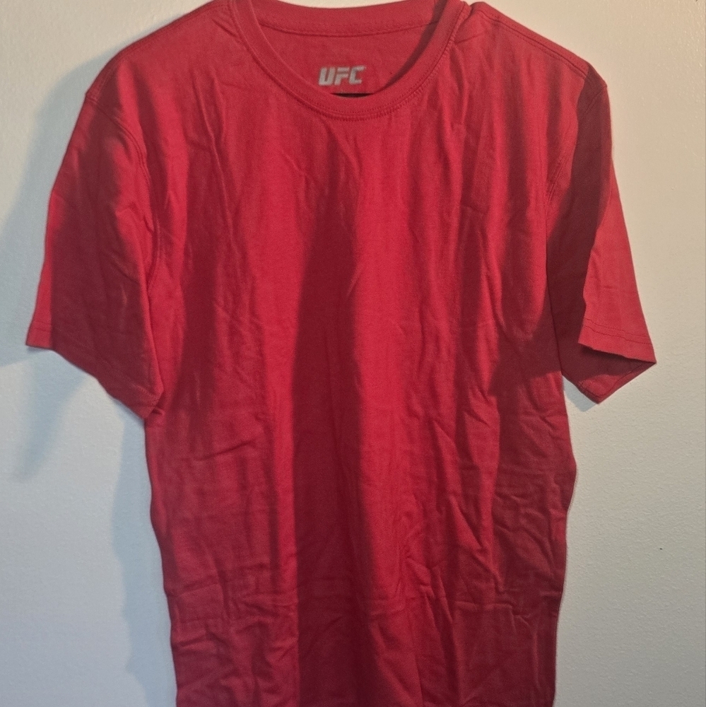 Red Hot UFC Style: Customizable T-Shirt (Large, NWOT)